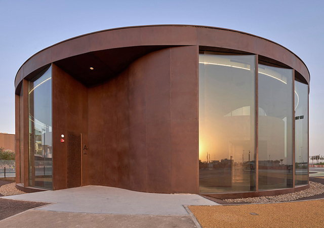 COR-TEN steel was used to create an impressive façade for a heliport terminal.